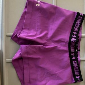 Under armor spandex shorts